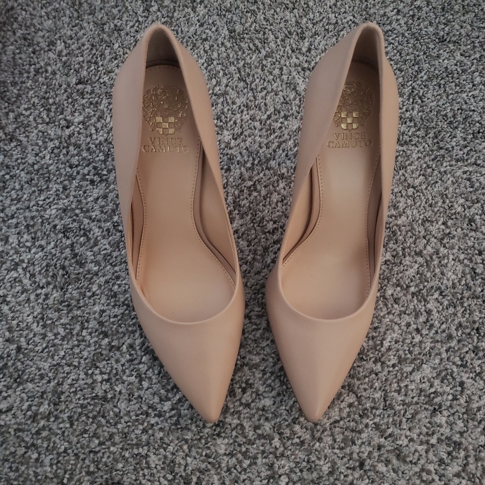 Vince Camuto Cresida